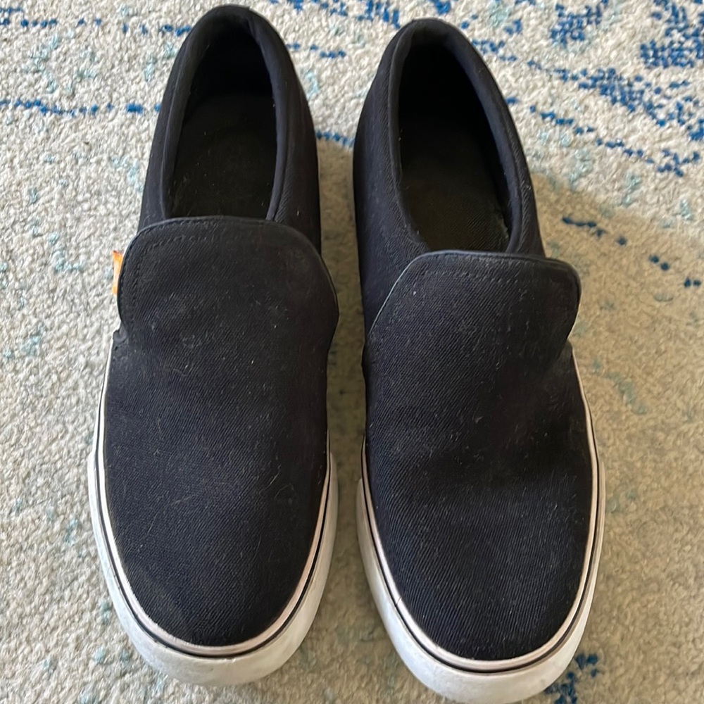 Nike slip on size 8 Womens